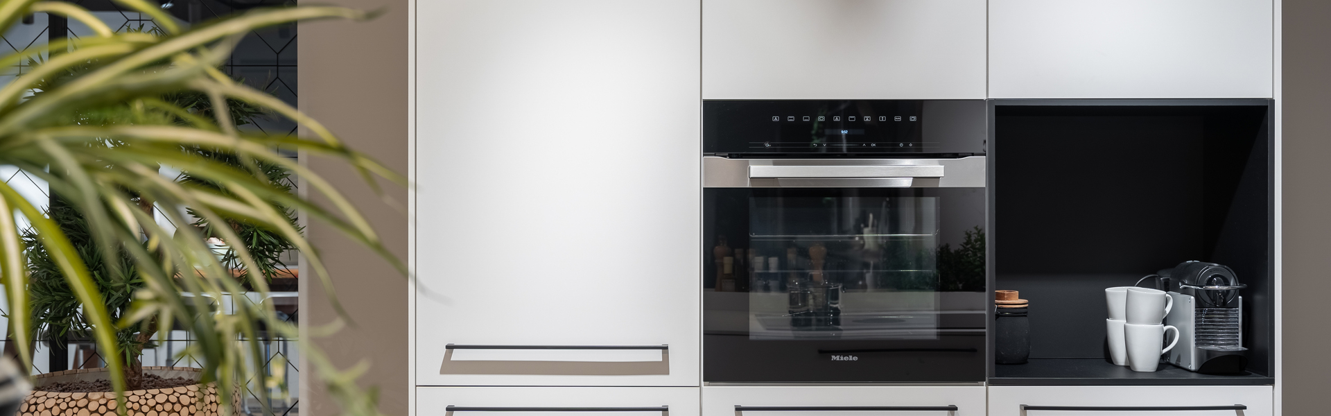 SieMatic in Lotus wit met zwarte accenten