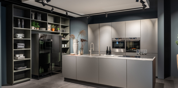 de perfecte balans tussen tijdloze elegantie en stedelijke stijl met de next125