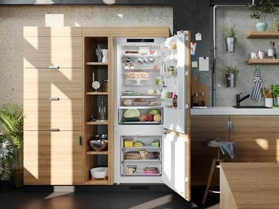 NEFF XL and XXL refrigerators