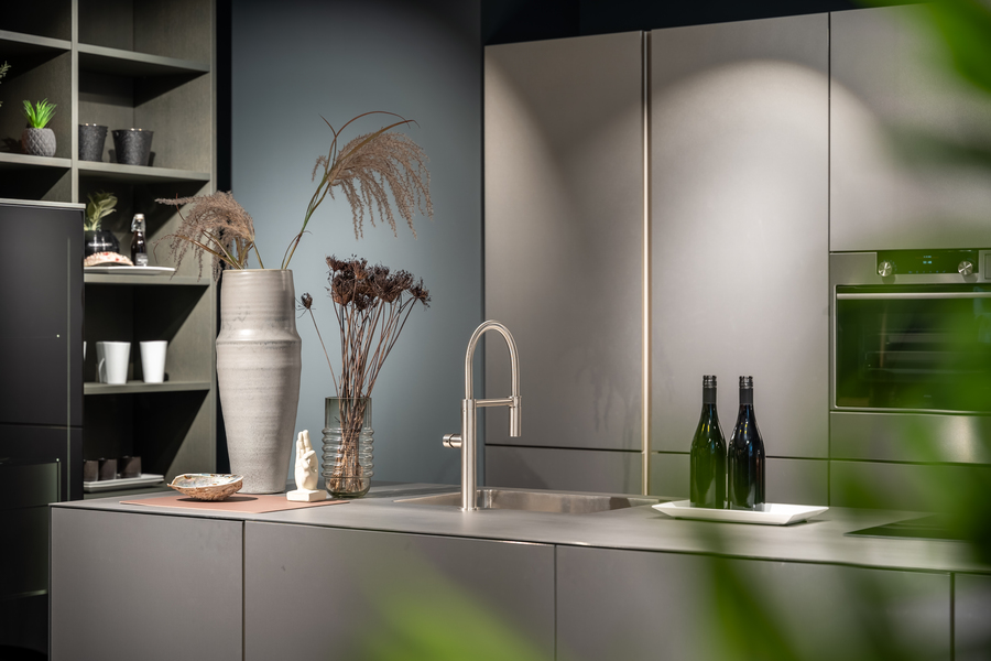 de perfecte balans tussen tijdloze elegantie en stedelijke stijl met de next125