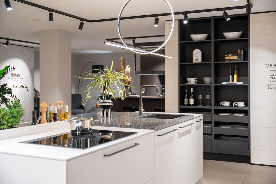 SieMatic in Lotus wit met zwarte accenten